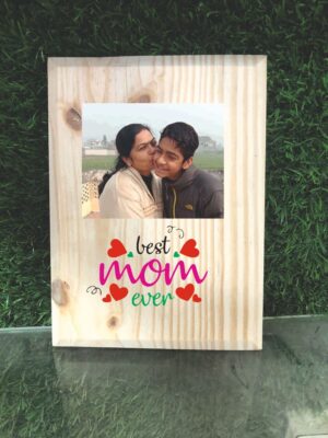 natural wooden plaques